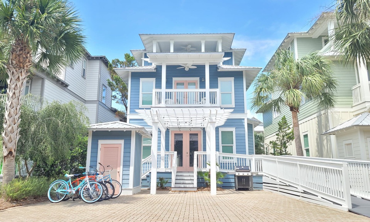 Seacrest Beach House | Beautiful and Luxurious Seacrest Beach Home! 30A ♥ Easy Beach and Pool Access!