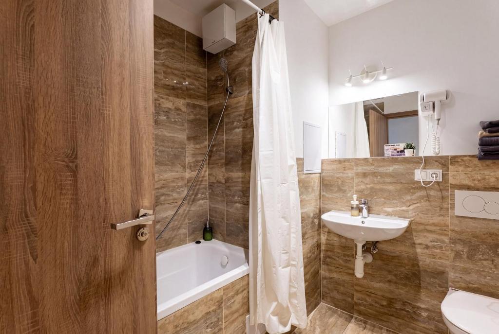 Palmovka Apartment | Brand new studio apartment #50 FREE PARKING close to center