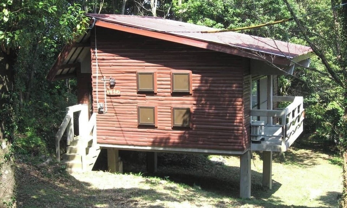 Amakusa RV Rental | Bungalow for 6 people No bedding no air conditio/Amakusa City Kumamoto