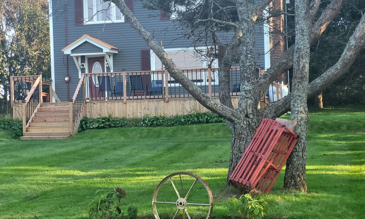 Green Gables House | Cavendish, 4 bedroom Ocean view. Great family. destination!