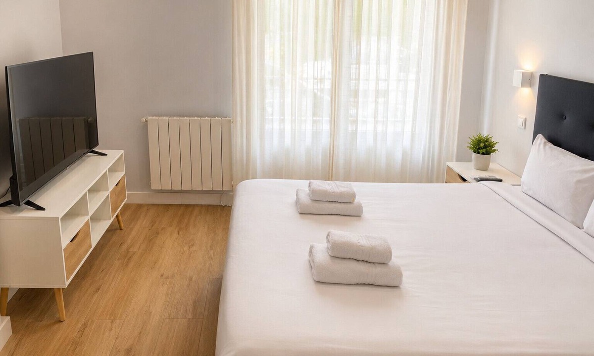 Hortaleza Apartment | Charming Accommodation near IFEMA
