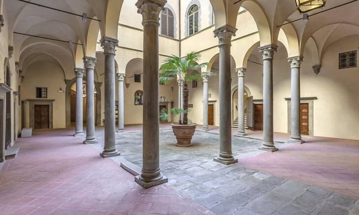 Santa Croce Apartment | Charming apartment in the heart of the historic center of Florence