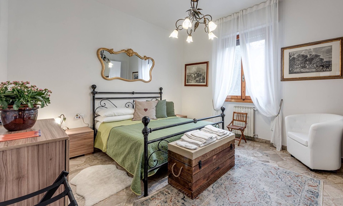 Isolotto Apartment | Da Luigi Pio Florence – Comfortable Apartment with Garden View and Private Parking