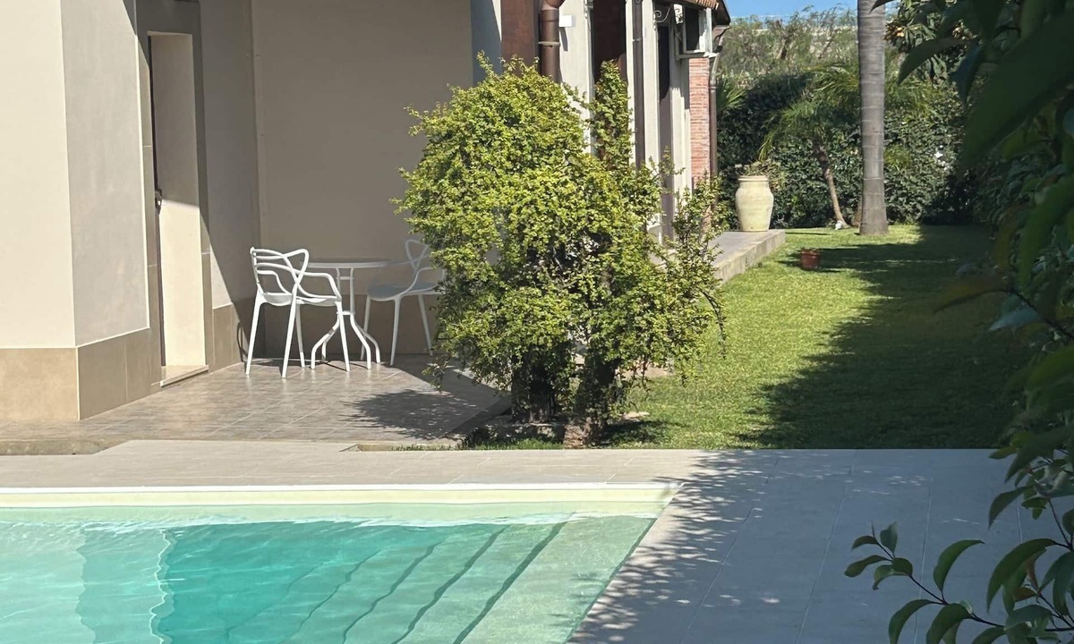 Avola Villa | Detached villa with swimming pool a stone's throw from the sea between Avola and lido di Noto.