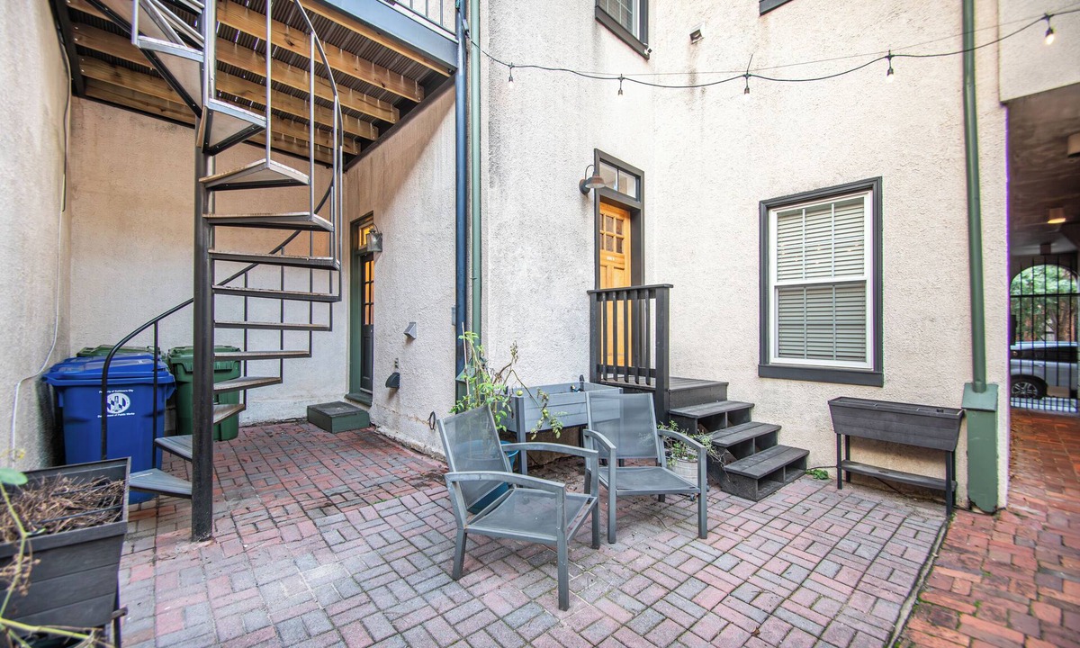Fells Point Condo | Fells Point Charm with a View