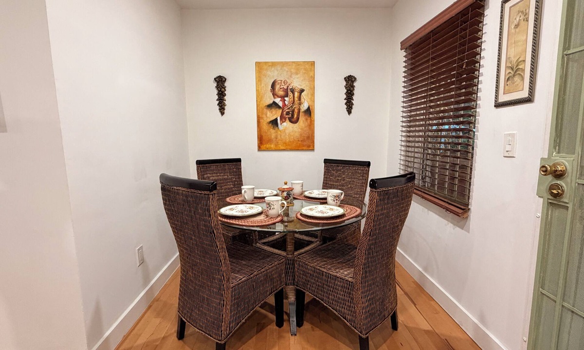 East Little Havana Apartment | Full-size Private Havana Apartment near Calle Ocho, Miami, Florida
