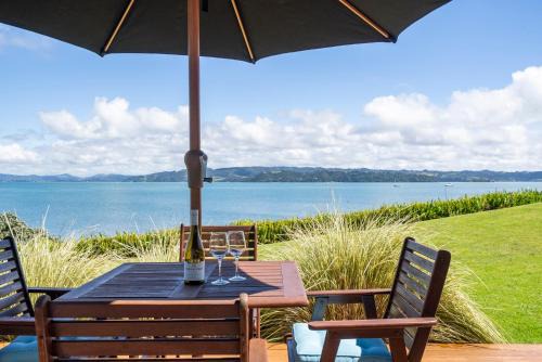 One Tree Point Apartment | Harbourside Getaway