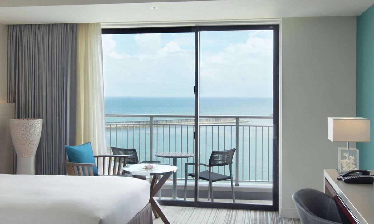 Mihama Resort | Hilton Okinawa Chatan Resort