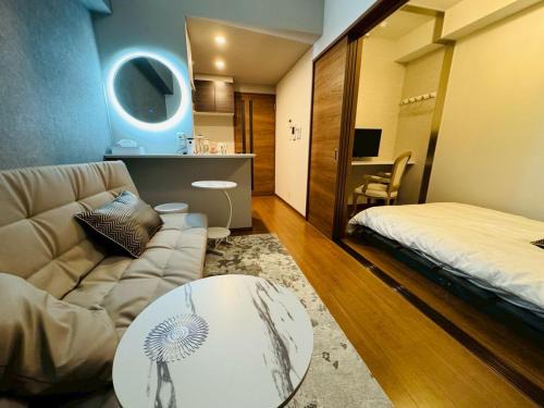 Hakata-ku Apartment | LuxurySweet博多駅南61 最大3,4人 博多駅車で5分 新築 条件付ペット宿泊可