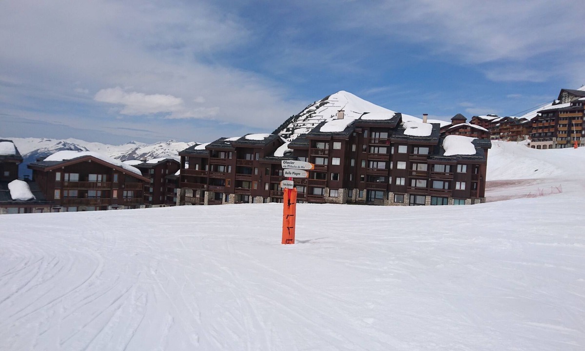 Belle Plagne Apartment | Pierre De Soleil - Ski in/out, next to ski school, shops/restaurants -free wifi