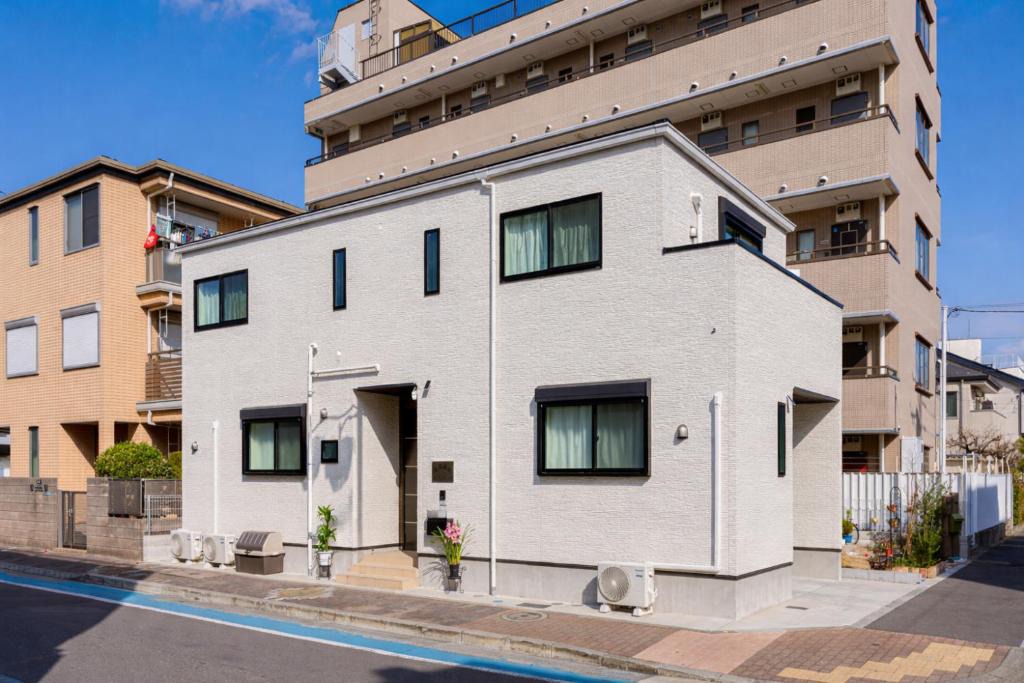 Kitakoiwa Apartment | Seiun Ryokan Tokyo Entire House for 10 Four Minute Walk to Keisei Koiwa Station