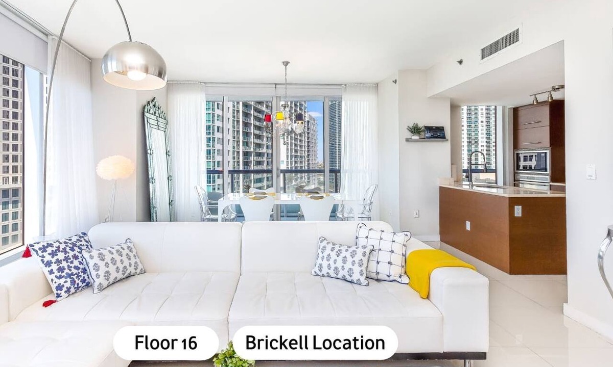 Downtown Miami Apartment | Spacious Brickell Suite Steps from Riverwalk