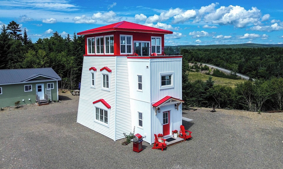 Bay View Apartment | Unique Lighthouse with Bay of Fundy Views & Hot Tub
