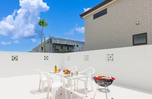 Nakasone Apartment | 新築ジャングリア12分一棟貸切BBQ駐車場3台美ら海古宇利島15分最大10名Chura Terrace Nakijin