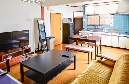 Chikushino House | 白梅別邸 二日市 Shiraume Bettei Futsukaichi