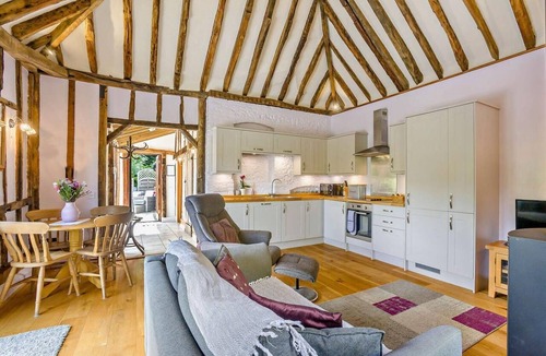 Howlett End Cottage | 1 Bed in Dunmow (oc-51222)