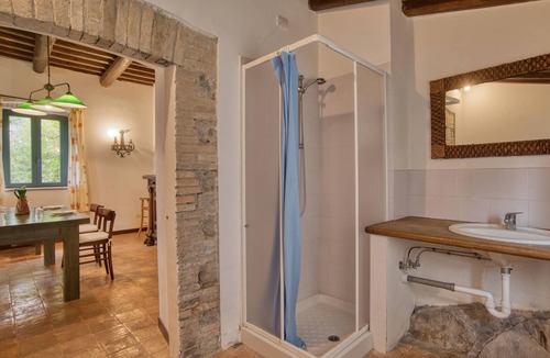Castel Giorgio Apartment | 2 bedroom accommodation in Castelgiorgio TR