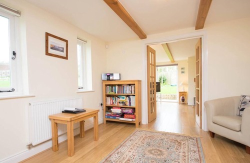 West Lulworth Cottage | 3 Bed in Wareham (oc-dc137)
