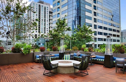 Downtown San Diego Hotel | 3 Urban Elegance: Contemporary Retreat near Little Italy & Gaslamp Quarter