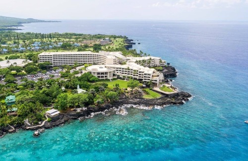Keauhou House | 3 x Club Ocean View 2 Double Beds at Outrigger Kona Resort and Spa