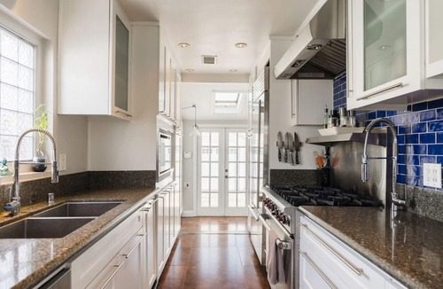 Hillcrest House | 4221 · Urban oasis in Hillcrest/Mission Hills