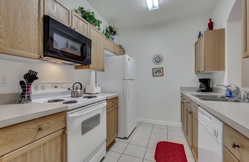 Windsor Palms Condo | 5 Star Resort minutes from Disney 3 bedrooms & 2 baths, Wi-Fi, Pool, Tennis