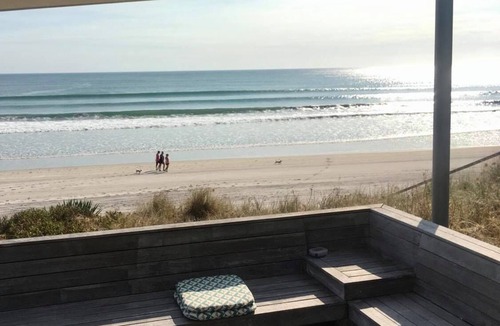 Pukehina House | ABSOLUTE BEACHFRONT PARADISE