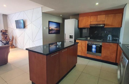 Durban Point Apartment | Accommodation Front - Elegant 4 Sleeper with Unbeatable Views