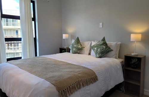 Durban Point Apartment | Accommodation Front - Lavish 6 Sleeper Penthouse with Stunning Views