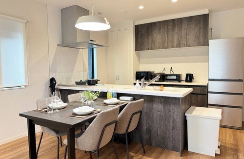 Kikuchi Villa | Akikawa Waifu 1 | 25 min to TSMC | Entire 4LDK House | Up to 8 Guests