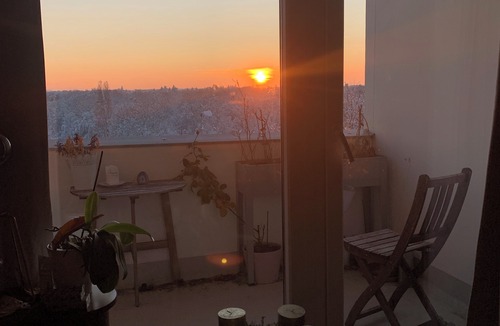 Alt-Moosach Condo | Beautiful apartment with large balcony