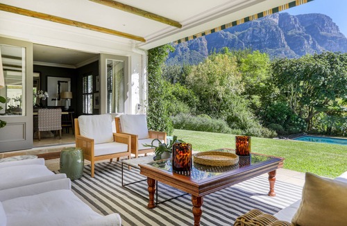 Bishopscourt Villa | Beautiful Bishopscourt home with mountain views