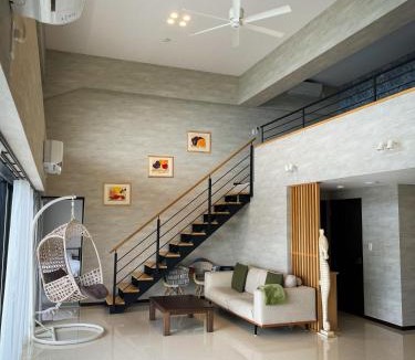 Sakimotobu Villa | Bella Vista-Oceanview Hilltop Penthouse in Motobu