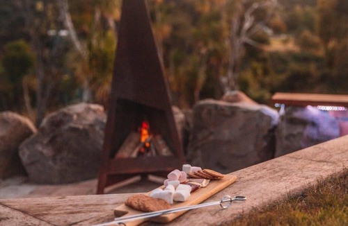 Waitakere House | Bethells Beach Glamping Retreat Perfect for couples or a family escape!