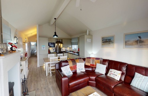 Filey Cottage | Blue Anchor Retreat - a beach house that sleeps 4 guests in 2 bedrooms