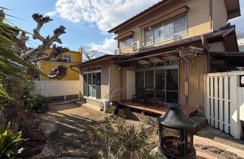 Kikuchi Apartment | Casa di acero