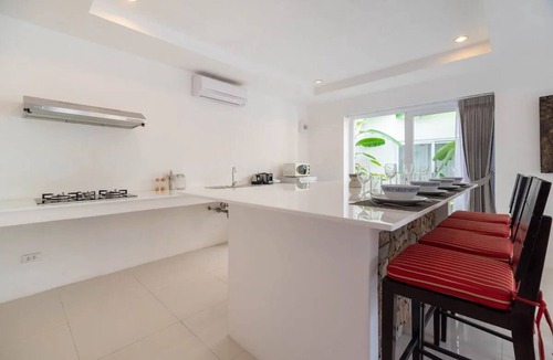 Bophut Hills Apartment | Charming 1-bedroom flat with shared pool