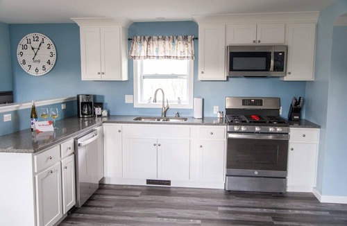 Waterloo House | Charming House w/Private Deck Near Canal