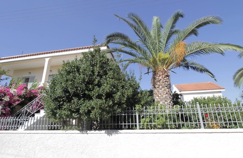 Spata-Artemida House | CHARMING MEDITERRANEAN COTTAGE NEAR THE BEACH AND CLOSE TO THE AIRPORT AND PORT