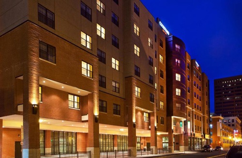 Downtown Syracuse Hotel | Courtyard by Marriott Syracuse Downtown at Armory Square