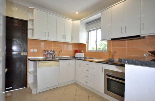 Quarteira Villa | Delightful single-storey villa, private pool, free air conditioning and wifi