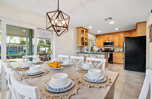 Fort Lauderdale House | FtLauderdaleBeach5miles|HTDPool+SPA|Fishing|Kayaks