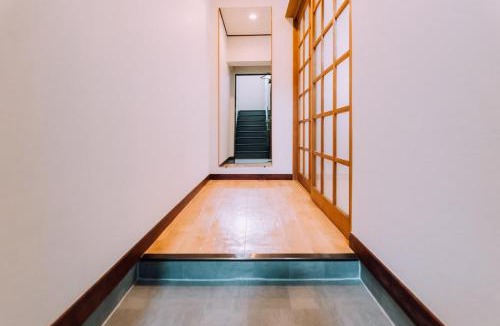 Susakiuramachi Apartment | Fukuoka Nakasu 1BR Apt with Balcony near Nakasu