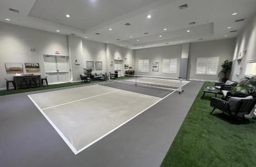 Rock Harbor House | FULL TIME LIC Mgr - MODERN 4 BED 4 BATH VILLA - UPSCALE OCEANFRONT RESORT - INDOOR PICKLEBALL - SPEAKEASY!