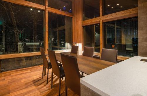 Echo Land House | Gravity