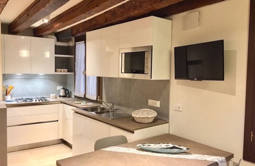 Cannaregio House | Great Location! New! 2 bedrooms & 2 bathrooms