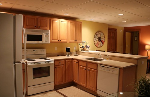Boyne Falls Condo | Great Summer Base-Boyne Mnt-1 Bdrm for 2-5 by Lake Charlevoix, Petoskey, & Boyne