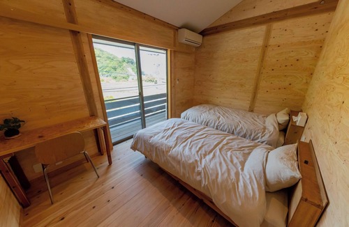 Amami Hotel | Guest House Amami Long Beach 2