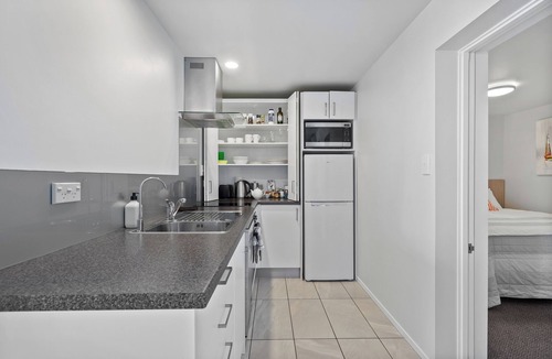 One Tree Point Apartment | HARBOURSIDE GETAWAY!