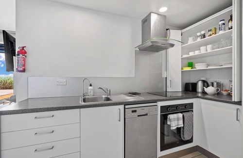 One Tree Point Apartment | HARBOURSIDE GETAWAY!